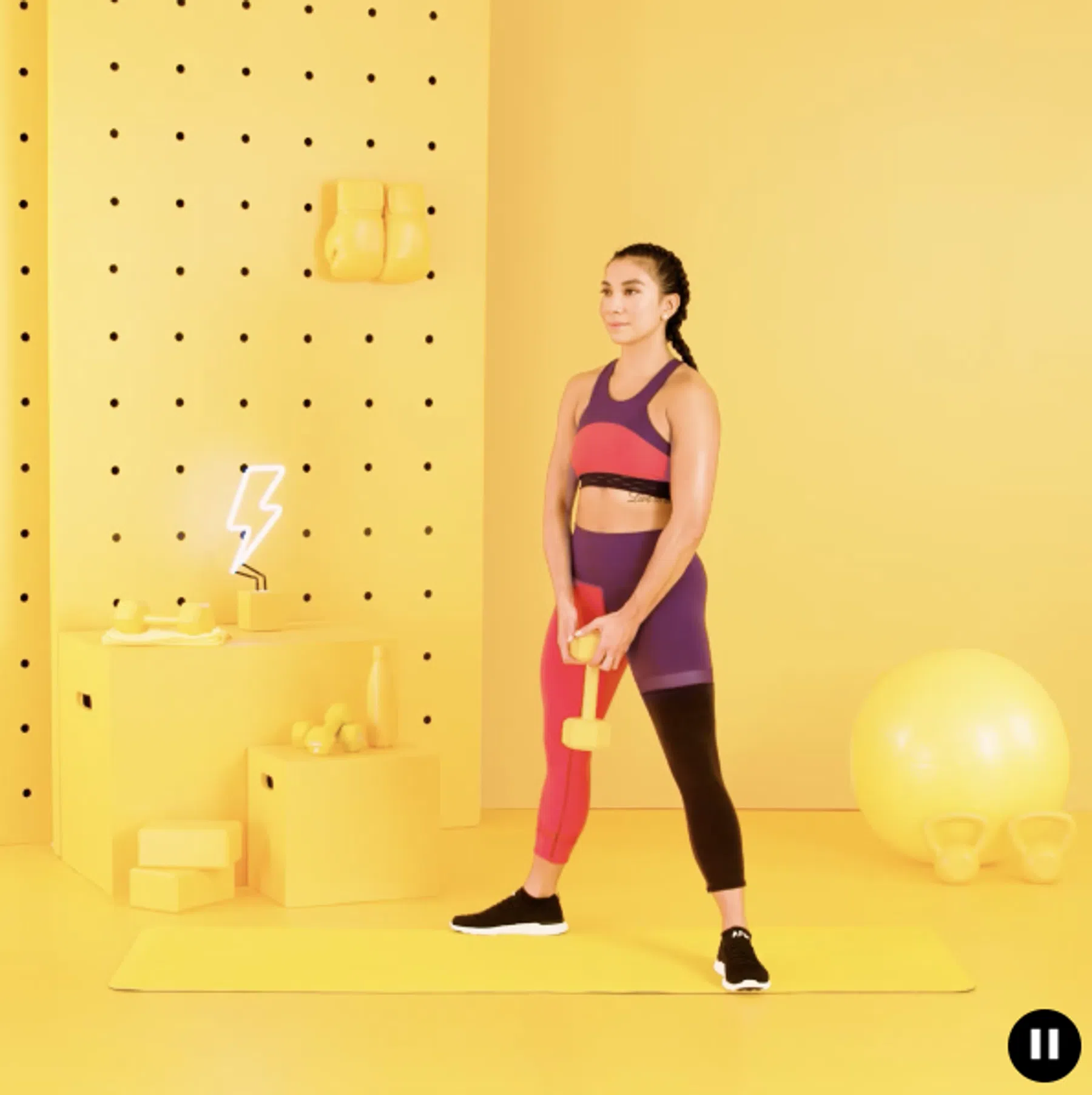 Sumo squat WH